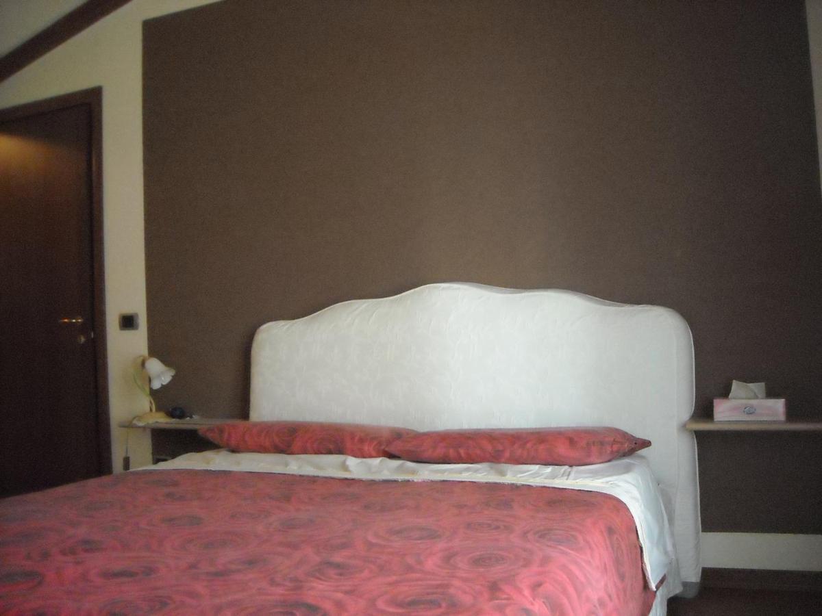 Bed and Breakfast Gli Angeli Candelo Exterior foto